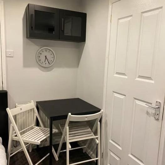 Vika Residence Deluxe Apartments Wednesbury Holiday Resort מראה חיצוני תמונה
